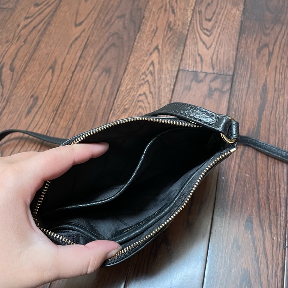 Michael Kors Crossbody - Picture 7 of 7